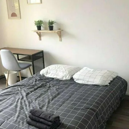 Private - Shared Tram A-v1-3 * Merignac (Gironde)